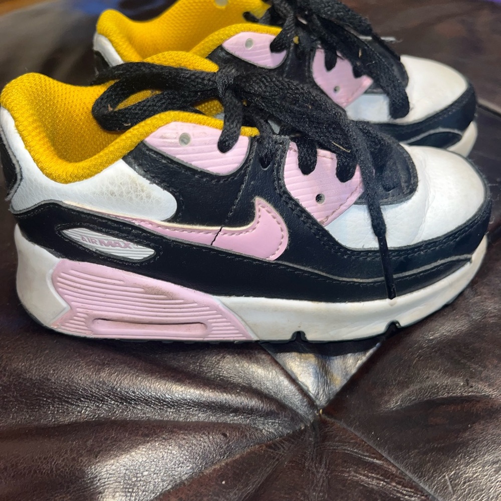 UGC Child Nike Airmax - size 9C